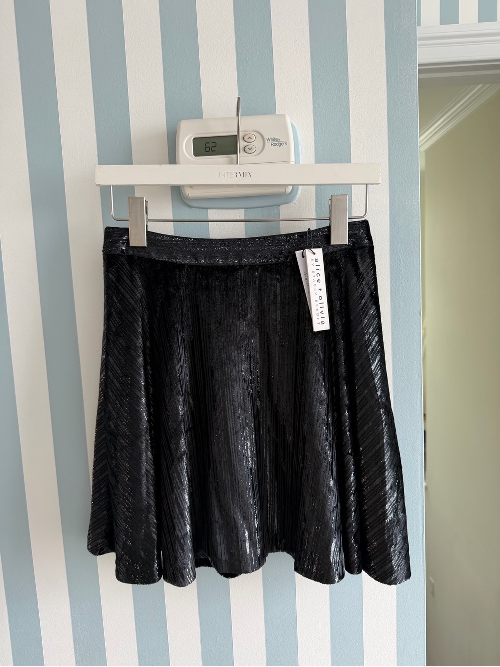 NWT Alice + Olivia Black Shine Skirt